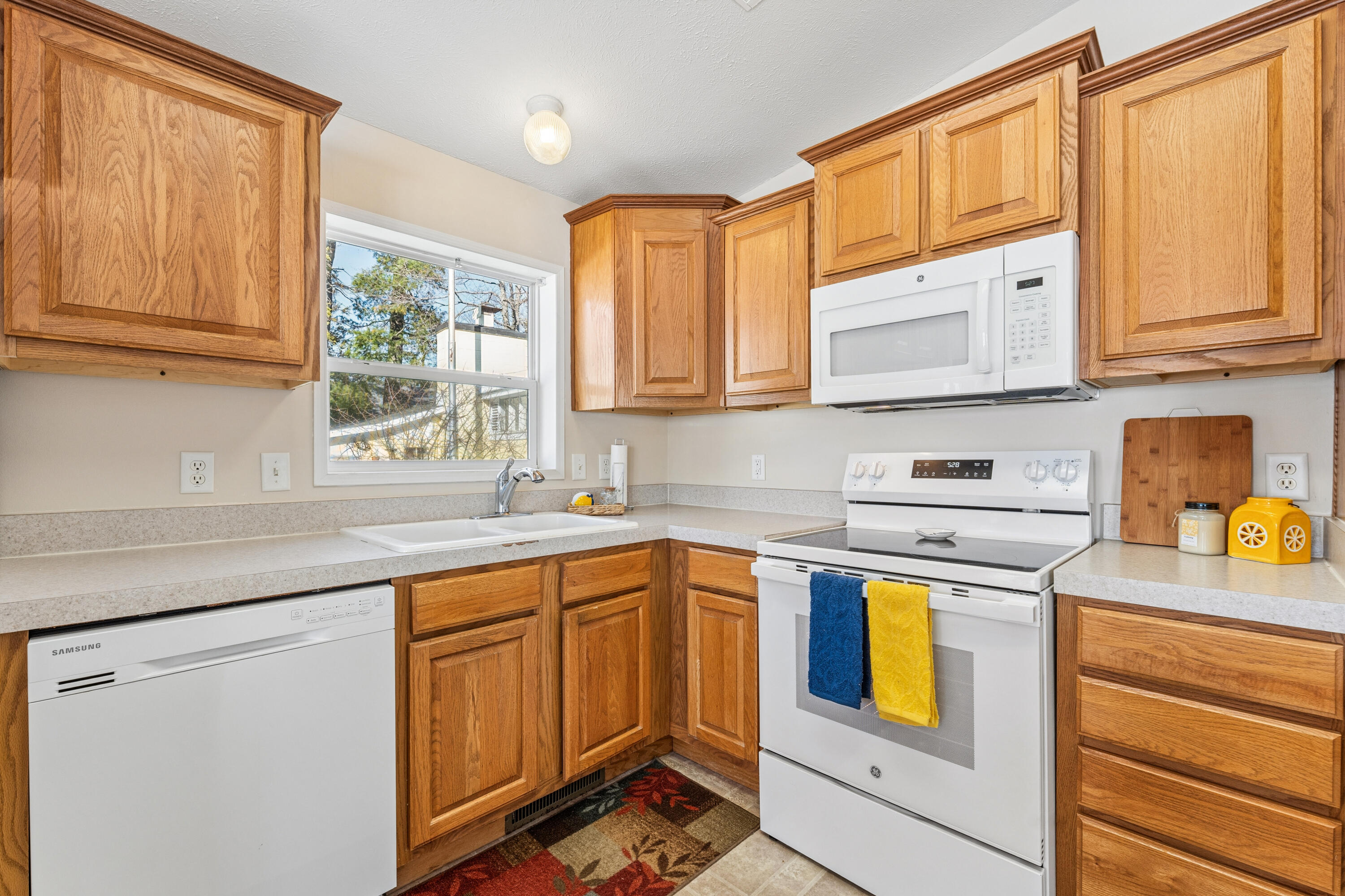 8250 Greenwood Road Alpena, MI 49707 - Photo 25 of 54 24