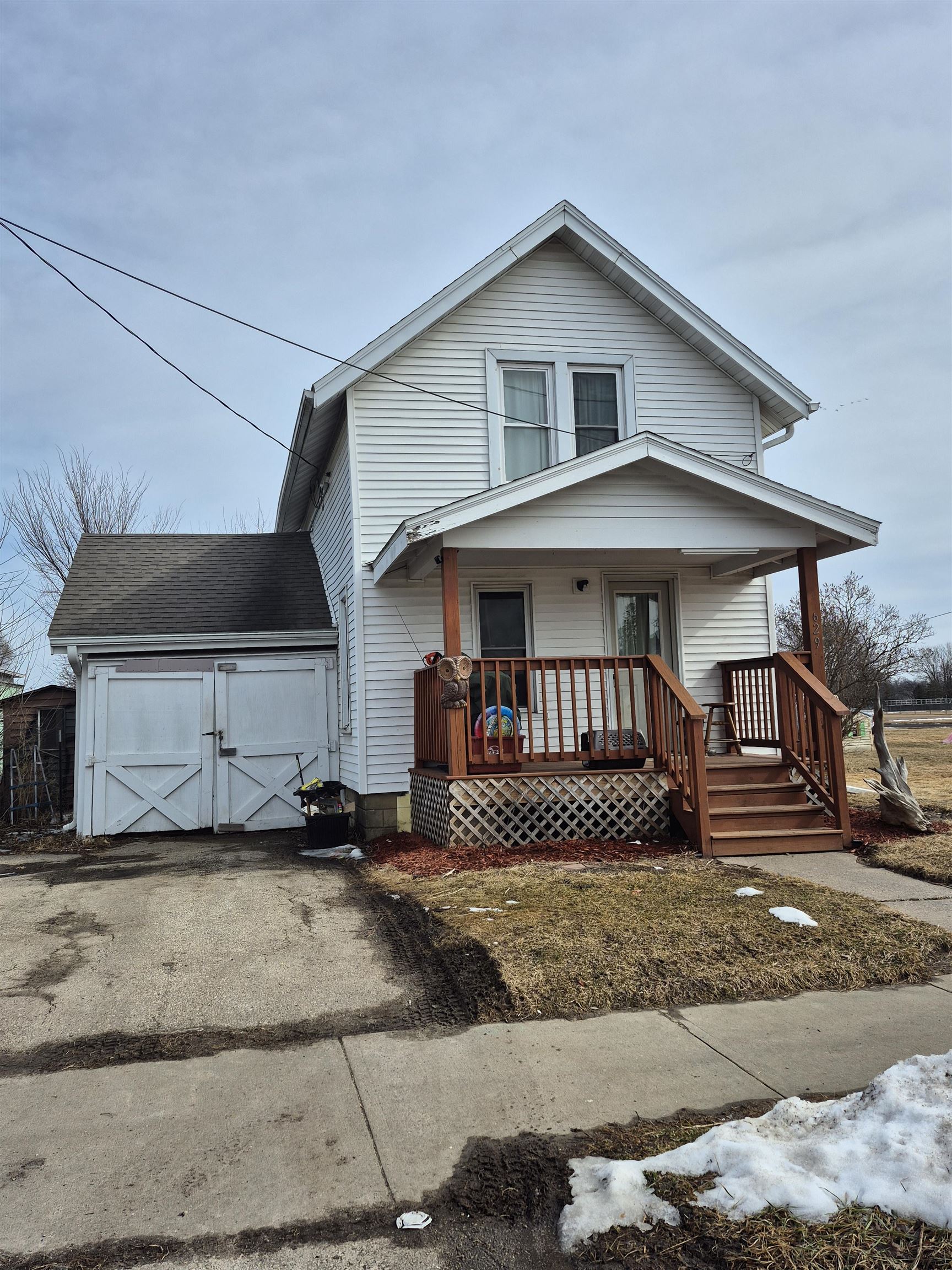 629 Stelting Street Sparta, WI 54656 - Photo 1 of 25