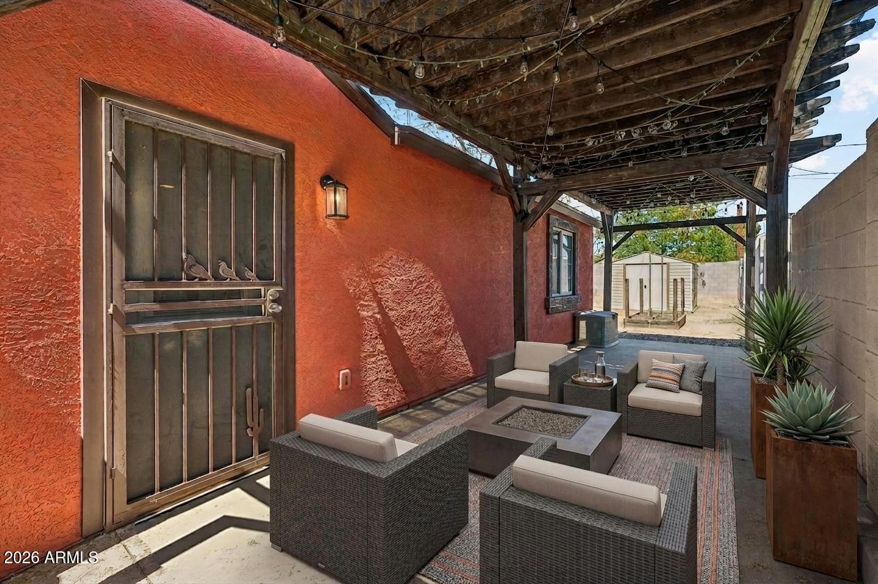 2218 East Yale Street Phoenix, AZ 85006 - Photo 33 of 35 a outdoor living space with furniture