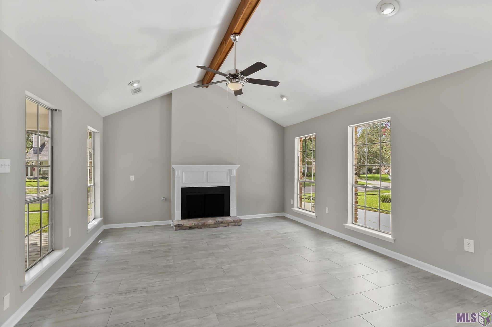 3925 Country View Drive Baton Rouge, LA 70817 - Photo 4 of 14 Gallery Image 4