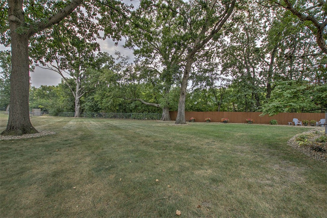 1465 West Pershing Road Decatur, IL 62526 - Photo 30 of 35