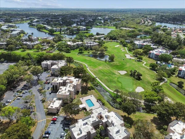 $250,000 | 9491 Evergreen Place, Unit 108, Davie, FL 33324