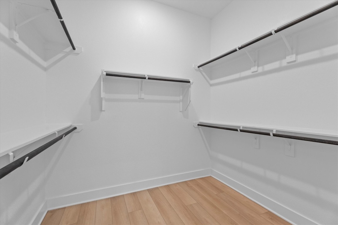 5030 Vly Wind Court Spring, TX 77386 - Photo 20 of 36 Primary closet.