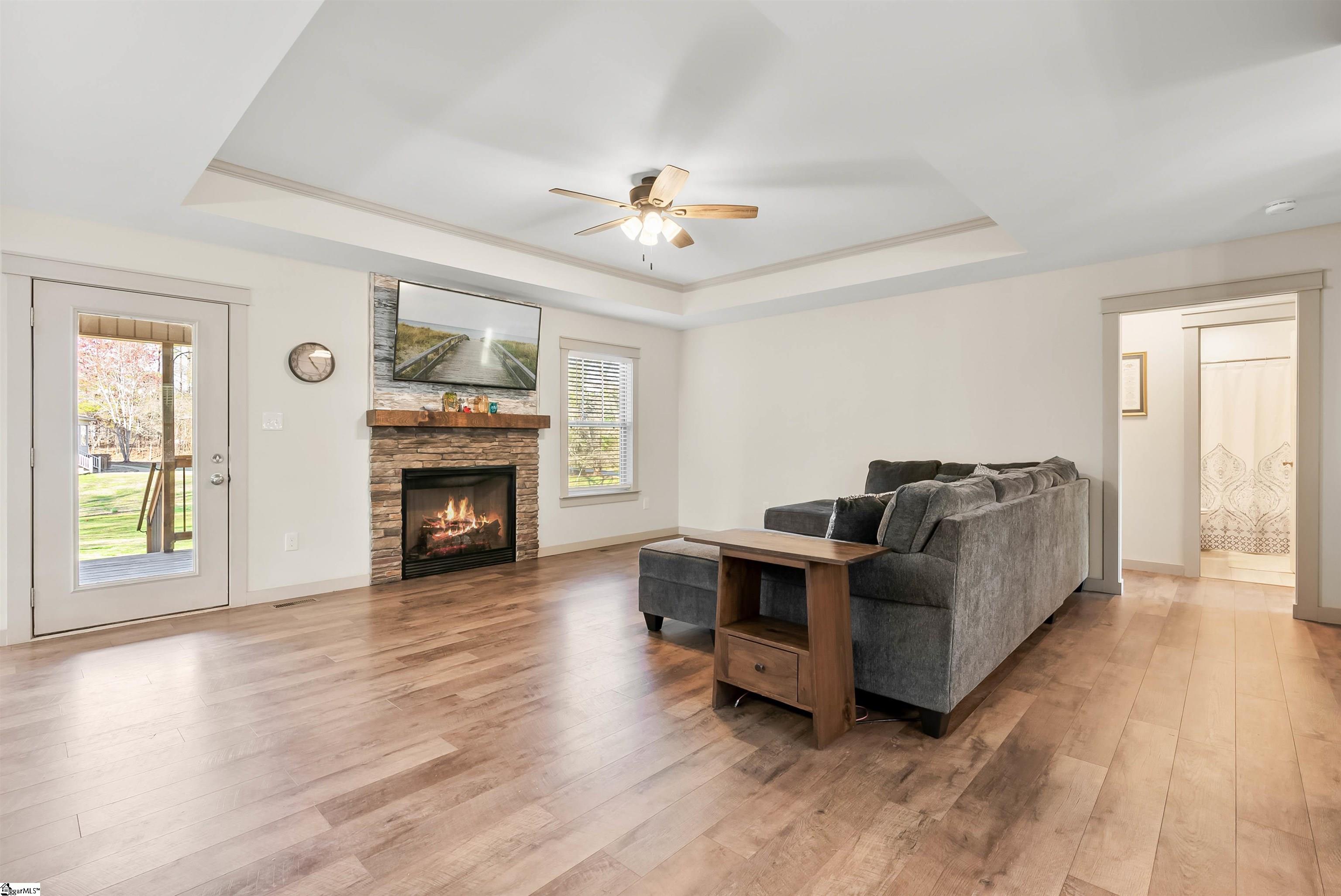 304 Swamp Fox Road Spartanburg, SC 29306 - Photo 8 of 26 Gallery Image 8