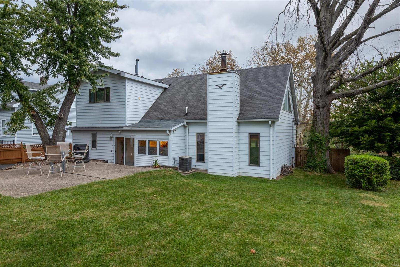 5136 Heege Road St. Louis, MO 63123 - Photo 18 of 21 Gallery Image 18