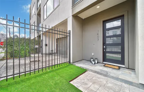 $610,000 | 1407 Hickory Street, Houston, TX 77007
