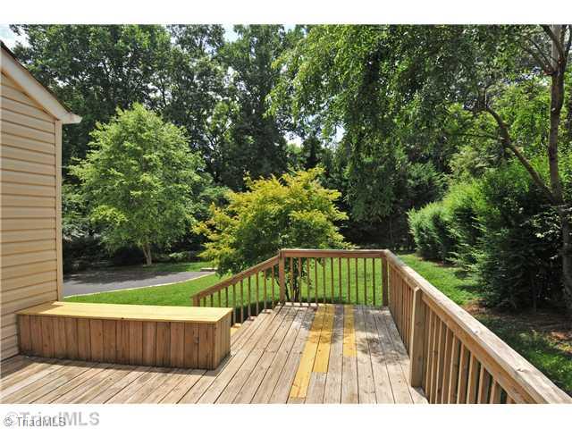 2528 Robinhood Road Winston-Salem, NC 27104 - Photo 12 of 14 Patio/Deck.