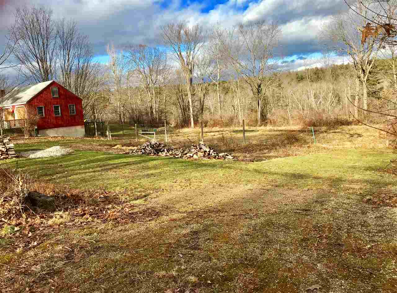 321 Stage Road Nottingham, NH 03290 - Photo 2 of 17