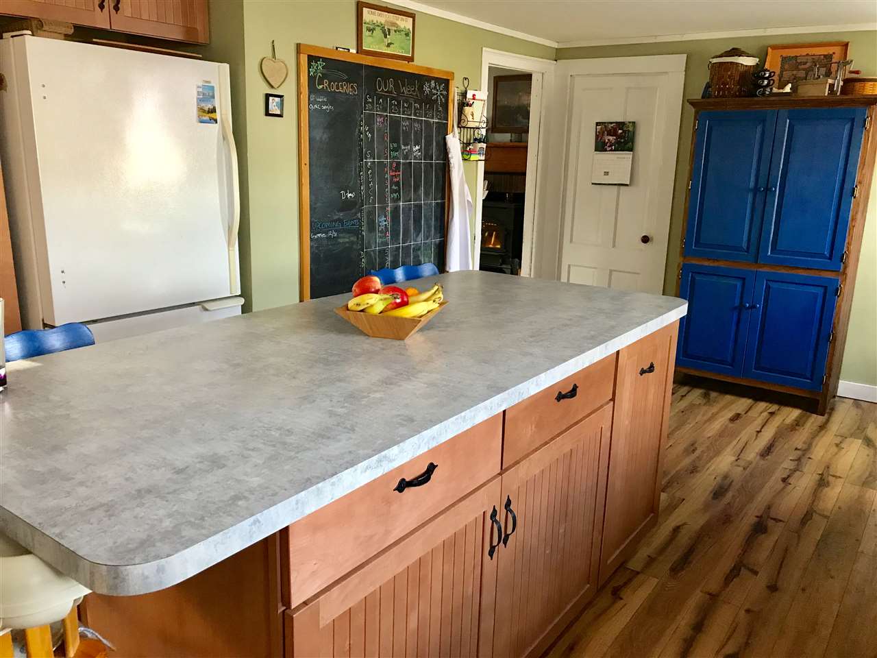 321 Stage Road Nottingham, NH 03290 - Photo 4 of 17