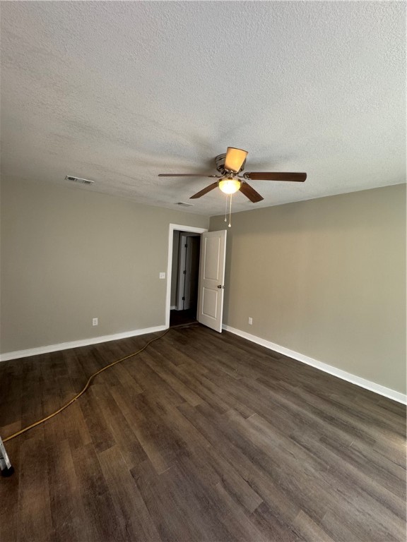 3107 Prim Place Brunswick, GA 31520 - Photo 14 of 24 Primary Bedroom