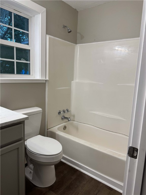 3107 Prim Place Brunswick, GA 31520 - Photo 18 of 24 Primary Bathroom