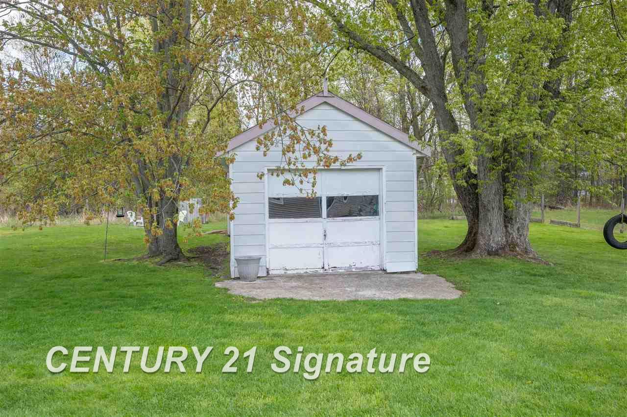2017 South 5 Mile Road Midland, MI 48640 - Photo 23 of 28