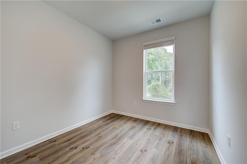 301 Daybreak Lane Newnan, GA 30265 - Photo 17 of 24