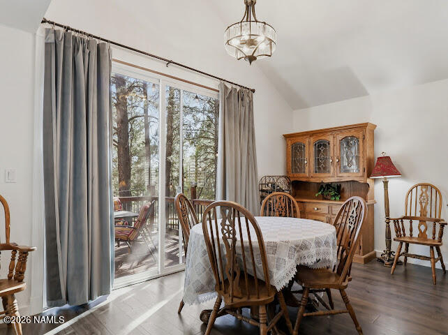 2063 North Rain Tree Road Flagstaff, AZ 86004 - Photo 11 of 40 UPDATED PAINT 06/26