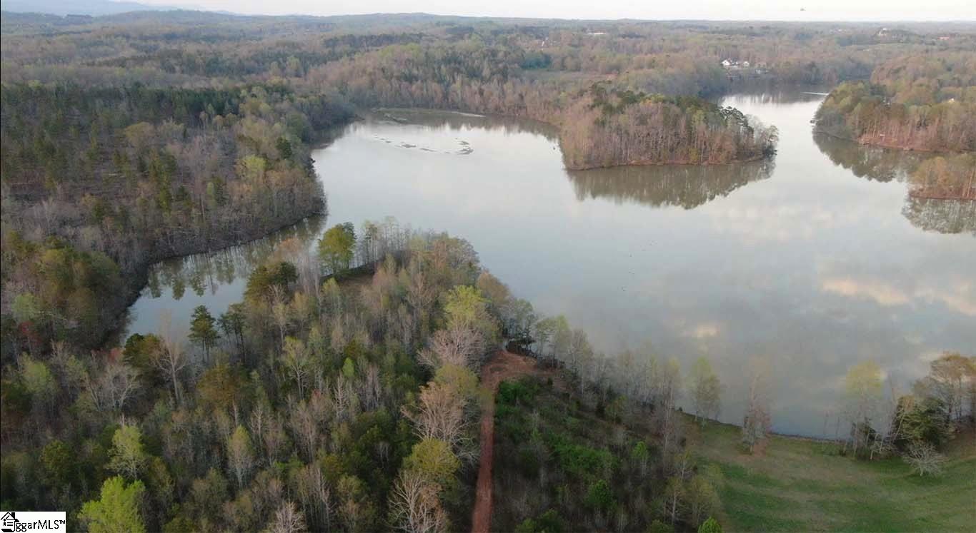 116 Gum Springs Road Greer, SC 29651 - Photo 3 of 12