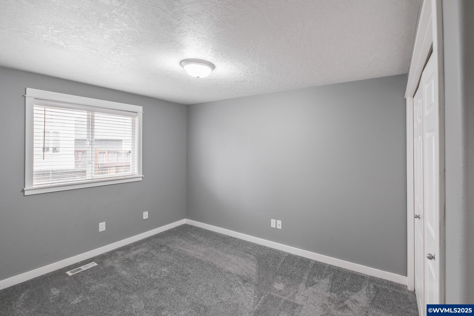 528 Northeast Breezy Way Albany, OR 97322 - Photo 31 of 48