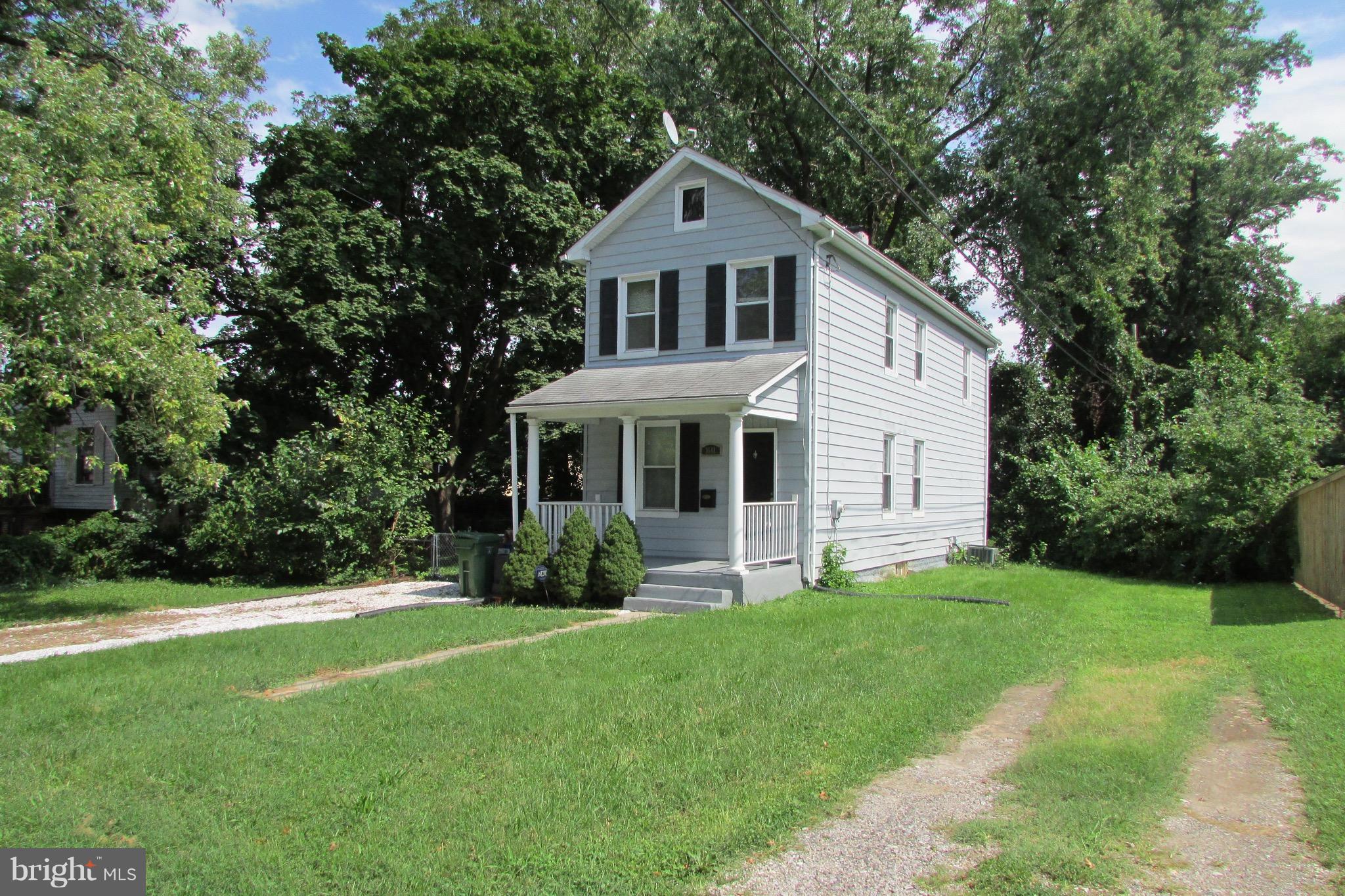3661 Hineline Road Baltimore, MD 21229 - Photo 1 of 25 Exterior (Front)