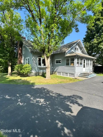 $184,900 | 14 County Route 25, Granville, NY 12832