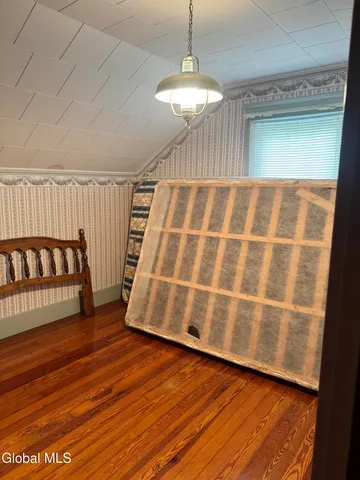 $184,900 | 14 County Route 25, Granville, NY 12832