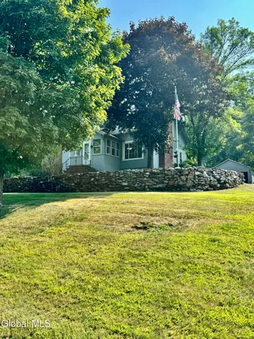 $184,900 | 14 County Route 25, Granville, NY 12832