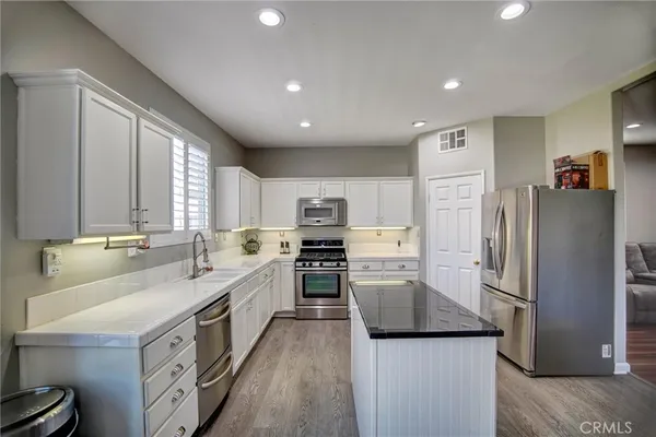 $945,900 | 6713 Leanne Street, Eastvale, CA 91752