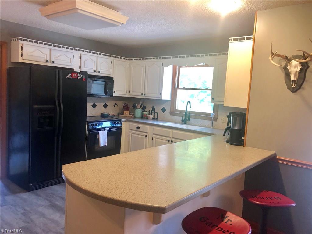 4650 Finch Farm Road Trinity, NC 27370 - Photo 7 of 11