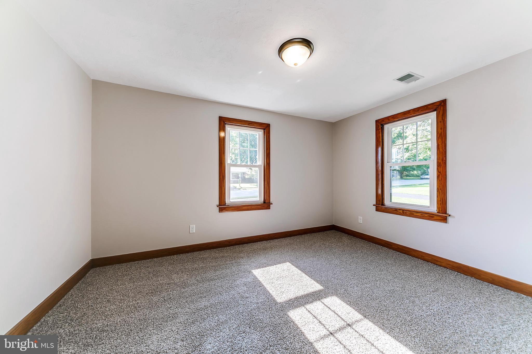 156 George Street Hanover, PA 17331 - Photo 10 of 17 Gallery Image 10