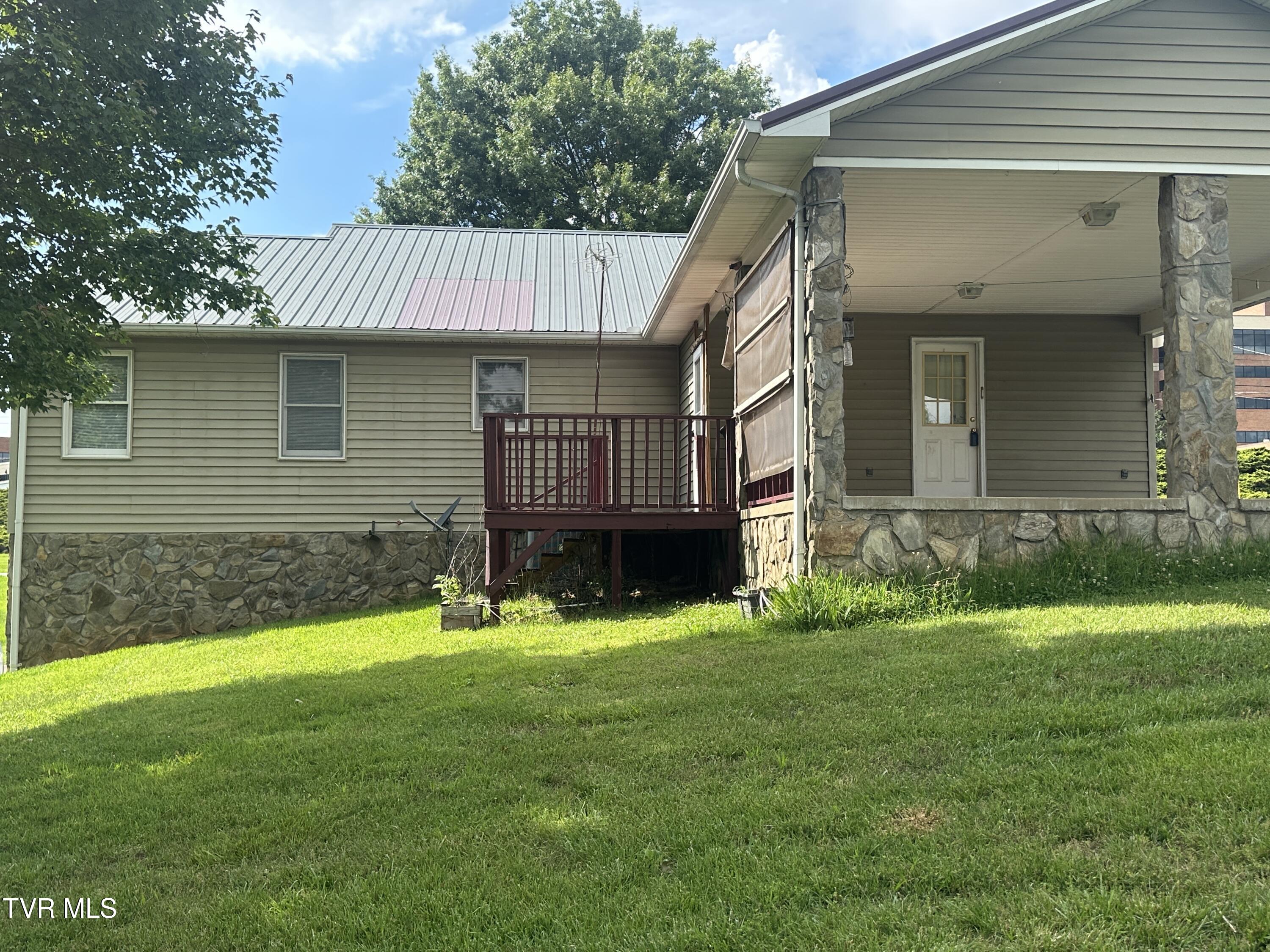 1726 Old Tusculum Road Greeneville, TN 37745 - Photo 30 of 38 IMG_4698