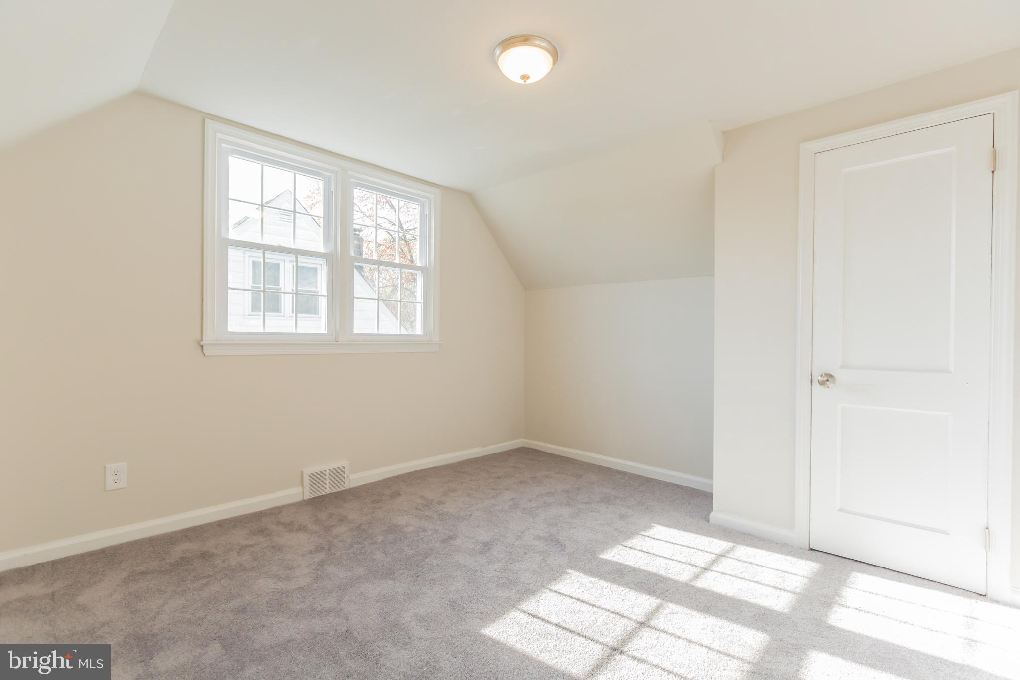 87 Baylor Road Hamilton, NJ 08610 - Photo 19 of 30