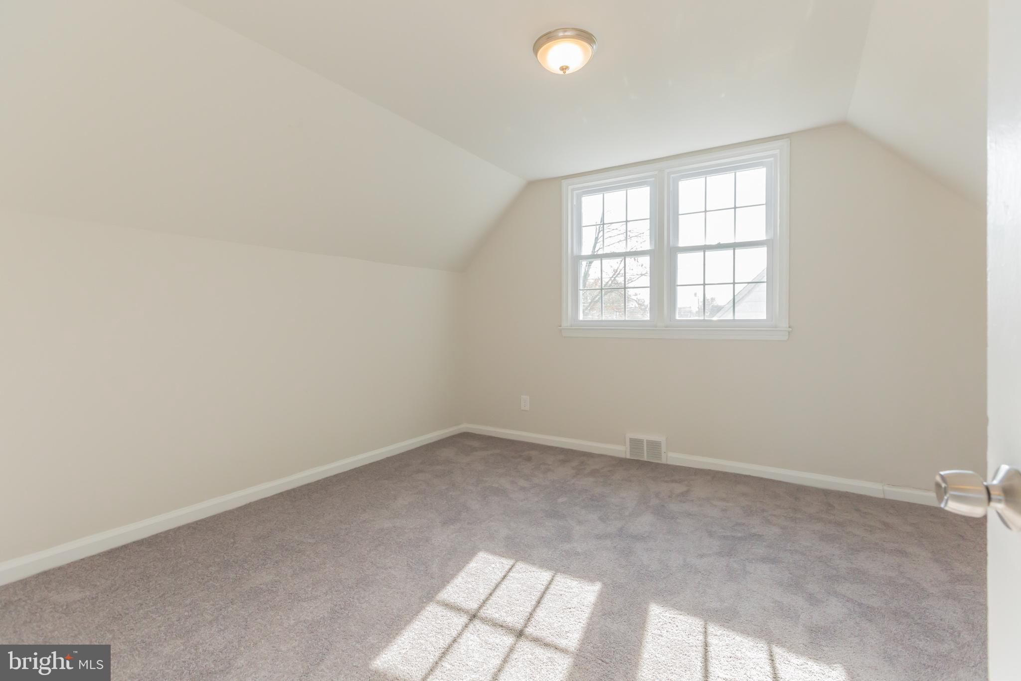 87 Baylor Road Hamilton, NJ 08610 - Photo 20 of 30