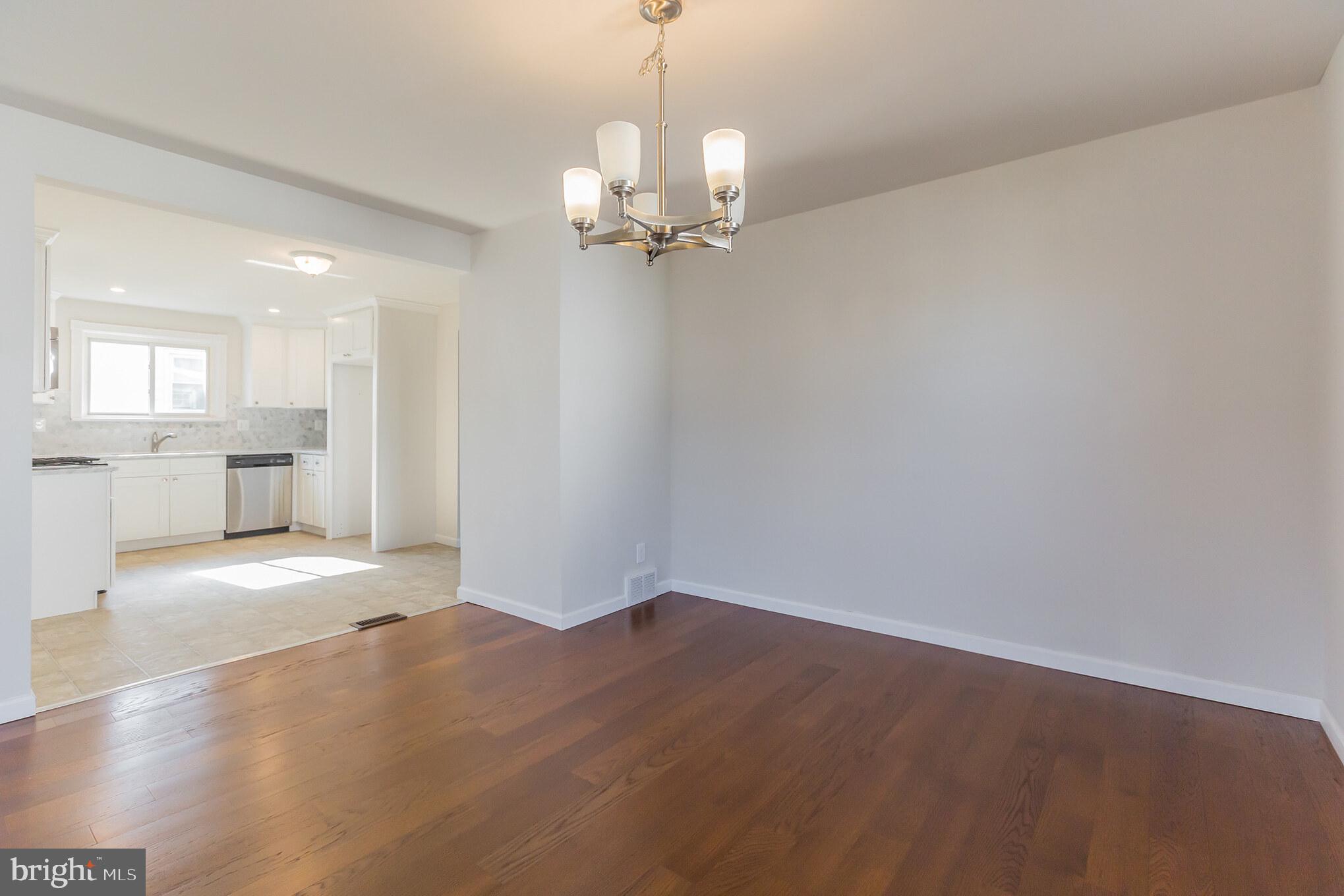 87 Baylor Road Hamilton, NJ 08610 - Photo 9 of 30