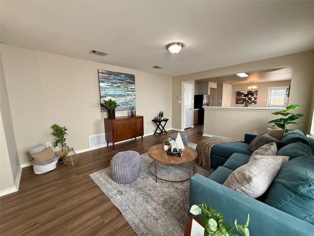 228 Black Forest Road Buda, TX 78610 - Photo 3 of 23