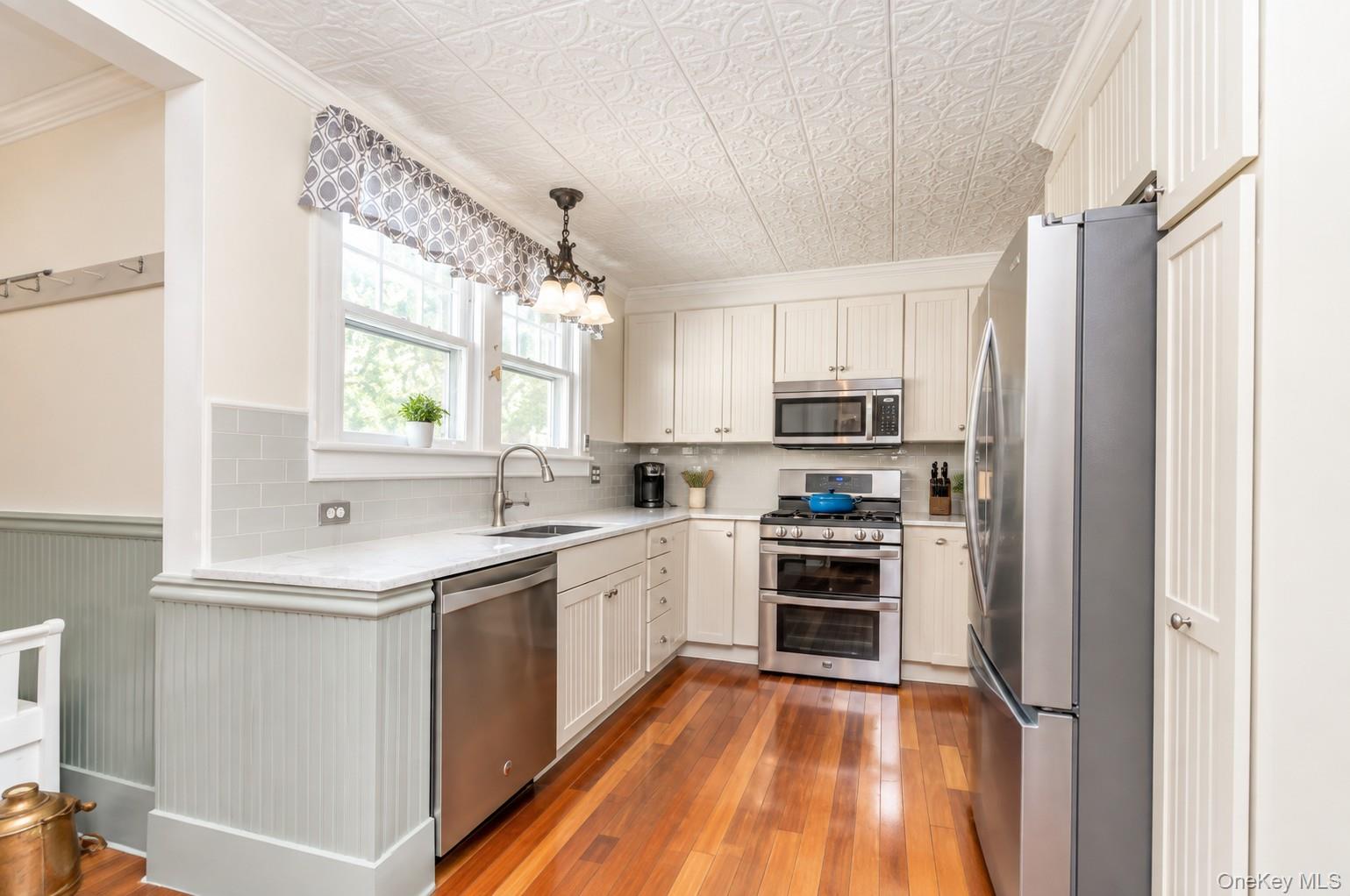 145 Drake Road Pleasant Valley, NY 12569 - Photo 10 of 47 Gallery Image 10