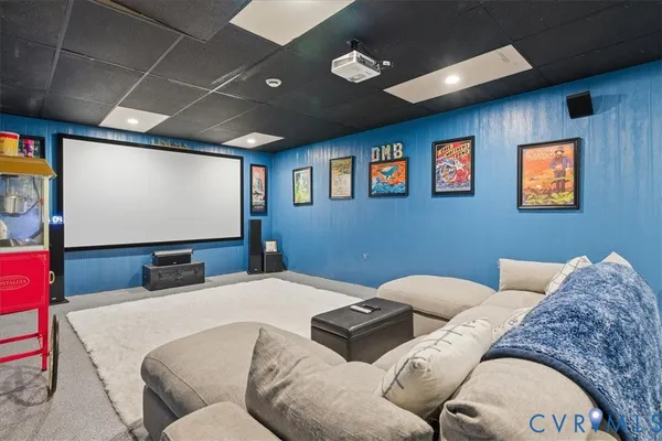 a view of a house with a outdoor space