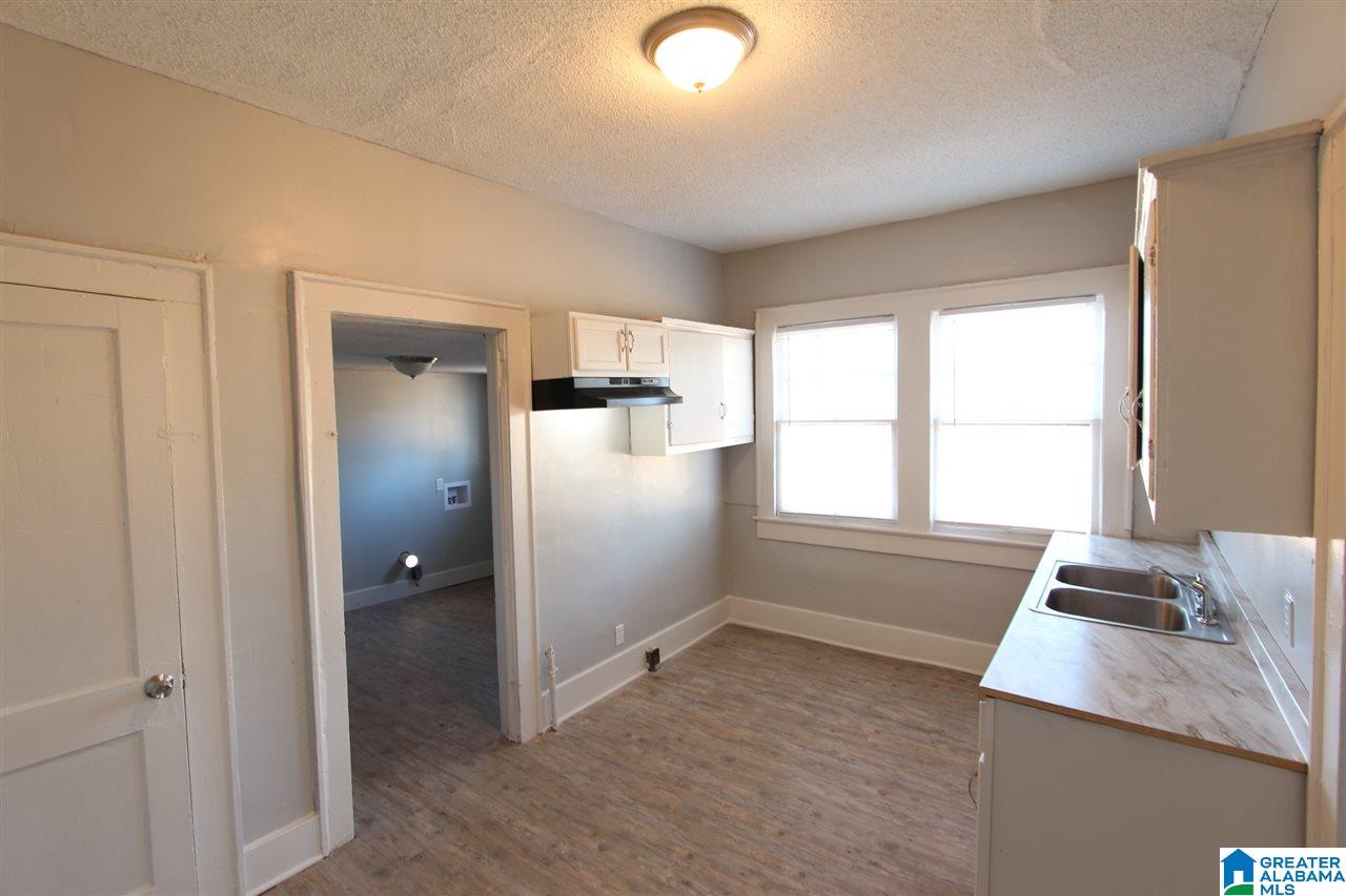 504 12th Street Southwest Birmingham, AL 35211 - Photo 10 of 17