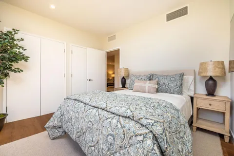 $1,500,000 | 20 West 3rd Avenue, Unit 202, San Mateo, CA 94402