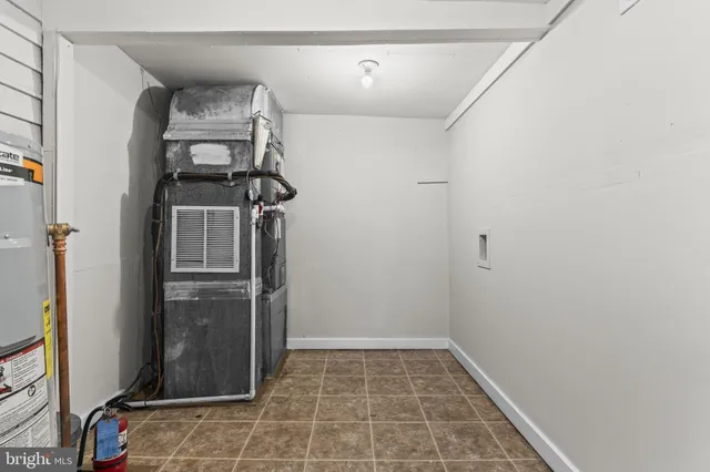 a view of a door in a room