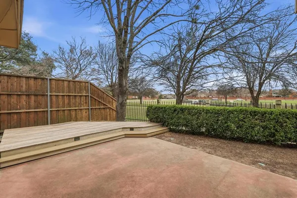 a view of backyard space