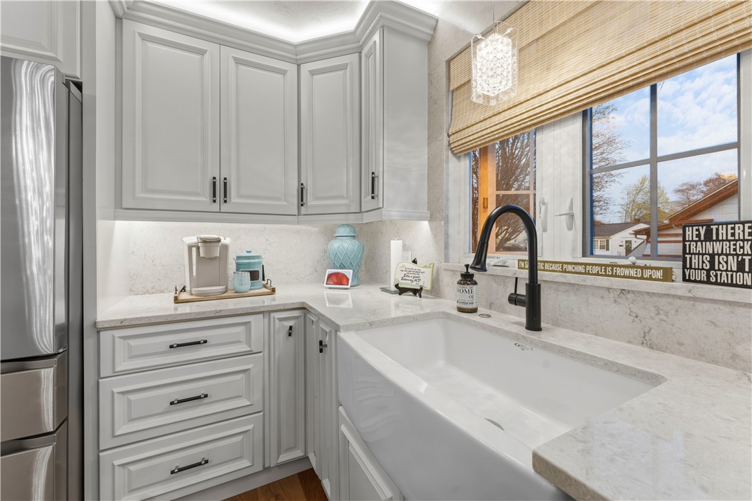 6 Legris Commons Lane, Unit 5 West Warwick, RI 02893 - Photo 14 of 38