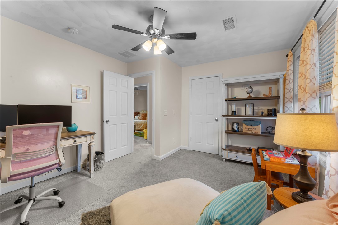 6 Legris Commons Lane, Unit 5 West Warwick, RI 02893 - Photo 25 of 38