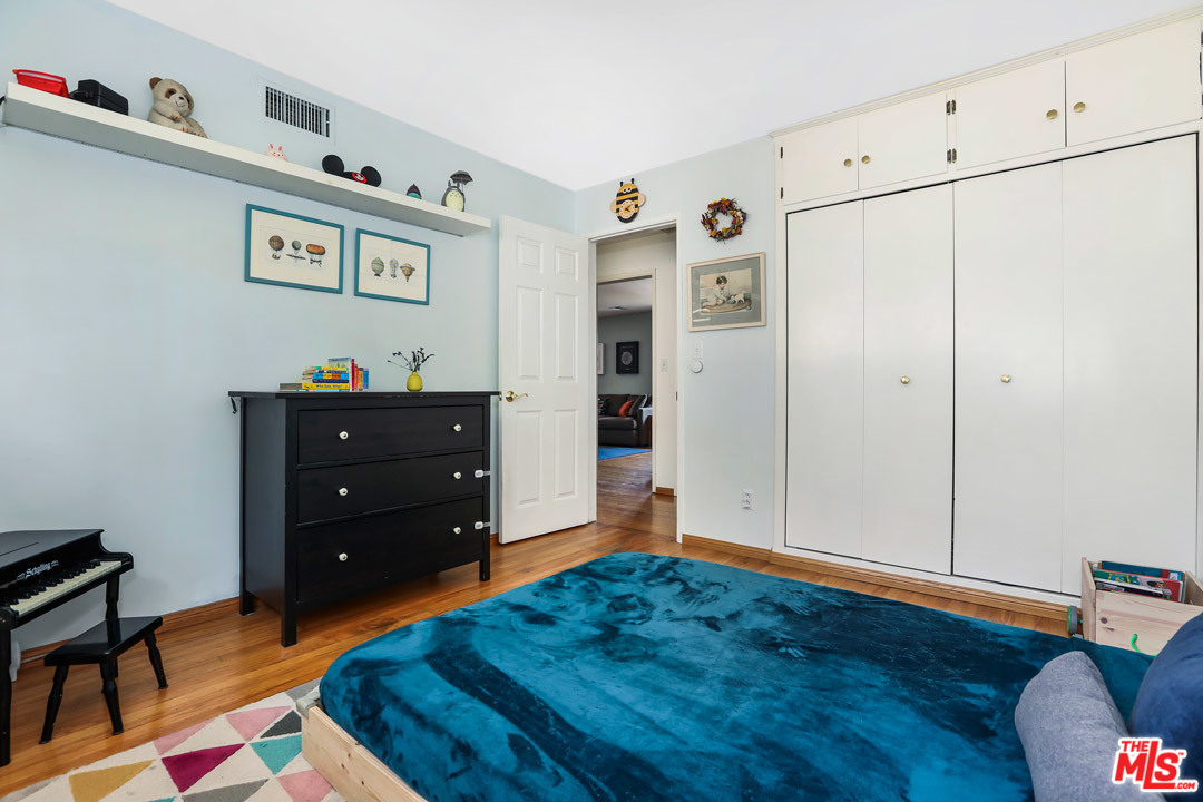 3813 Roderick Road Los Angeles, CA 90065 - Photo 22 of 38