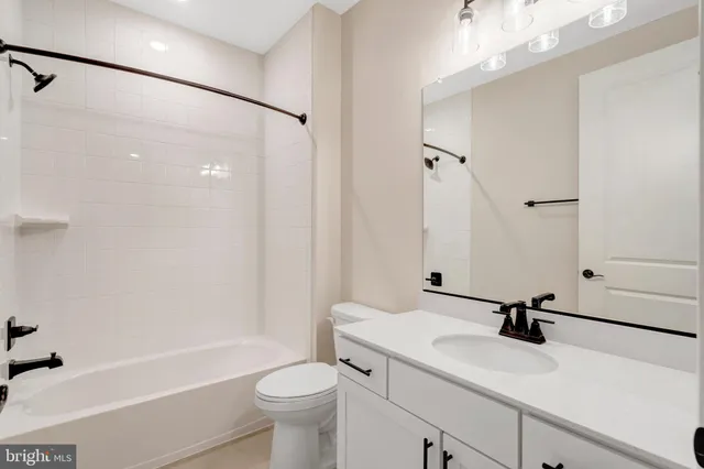 $464,999 | 104 Midsummer Lane, Middletown, VA 22645