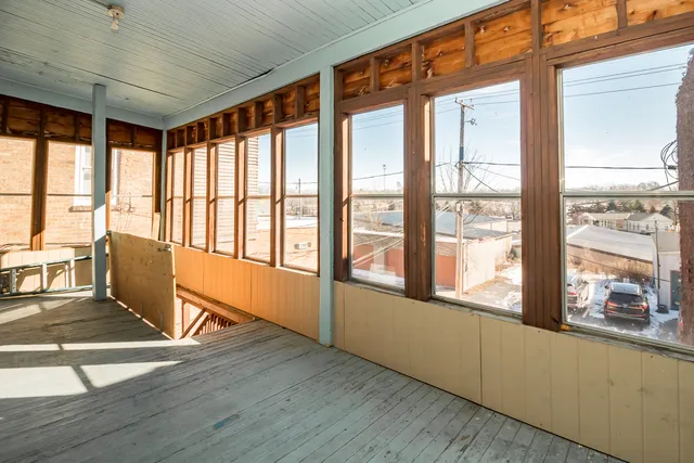 $549,900 | 71 North Williams Street, Crystal Lake, IL 60014