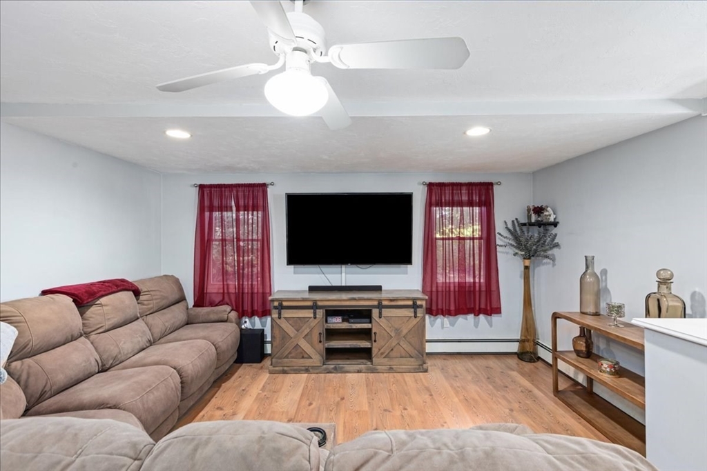 6 Exeter Place Billerica, MA 01821 - Photo 21 of 40 Gallery Image 21