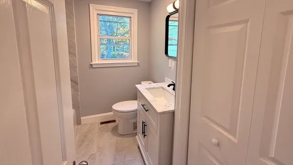 $789,000 | 713 Webster Street, Marshfield, MA 02050