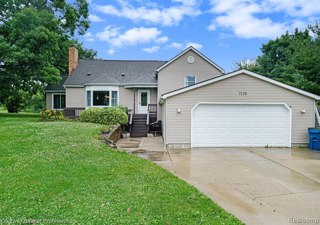 7130 Torrey Road Swartz Creek, MI 48473 - Photo 1 of 34