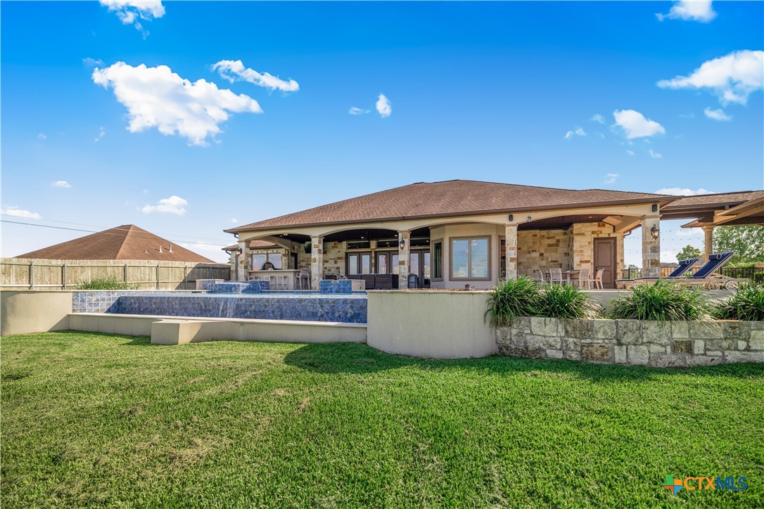 448 Champlain Street Victoria, TX 77905 - Photo 5 of 48