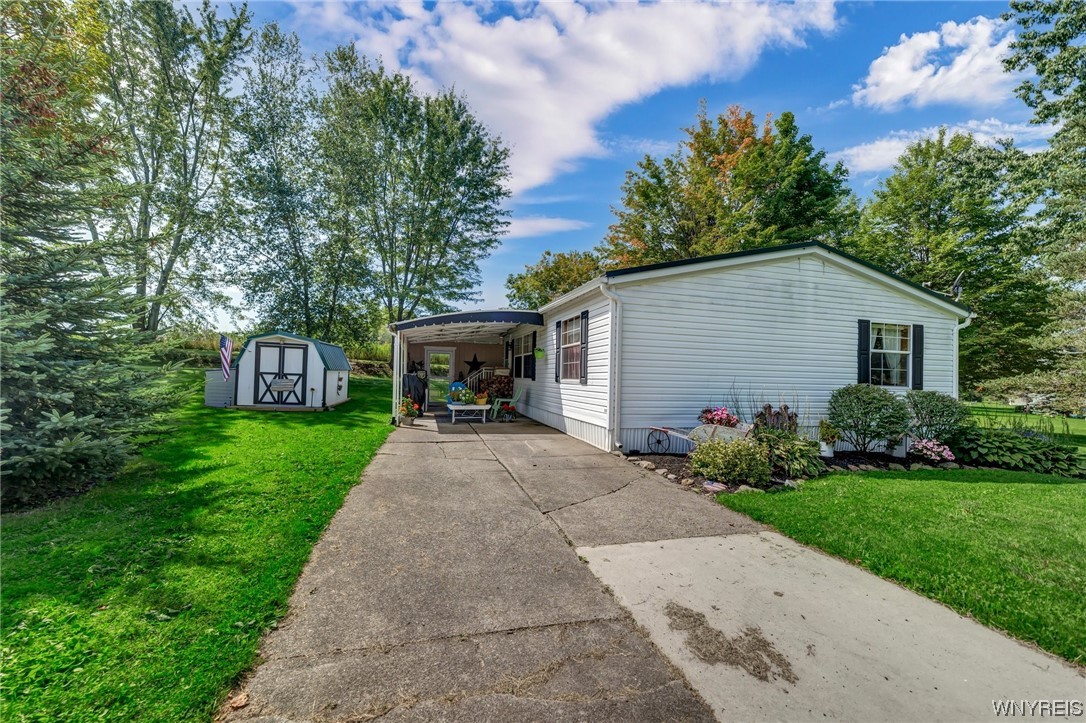 6070 Michigan Road Arcade, NY 14009 - Photo 2 of 42