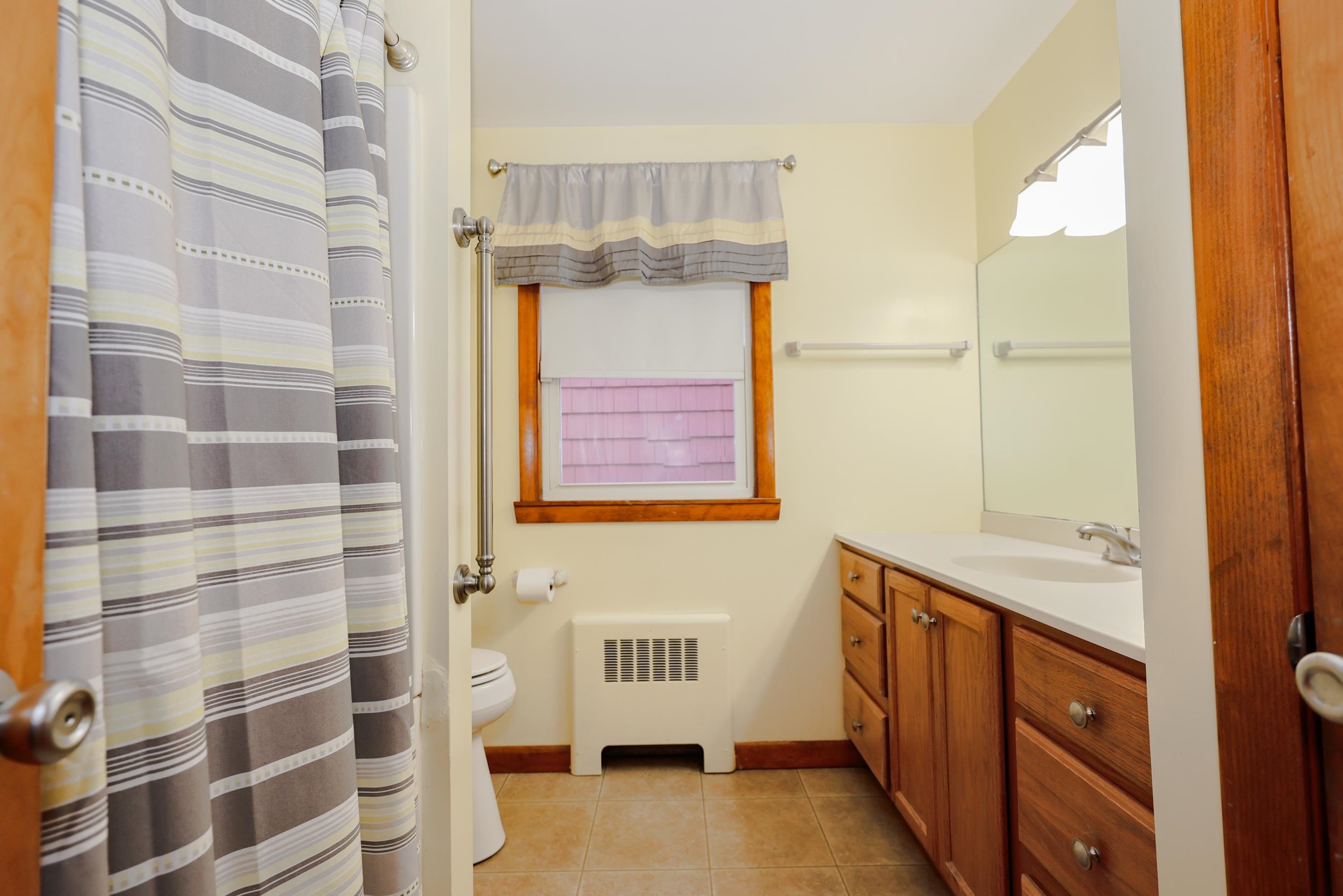 58 Alsace Street Manchester, NH 03102 - Photo 13 of 44