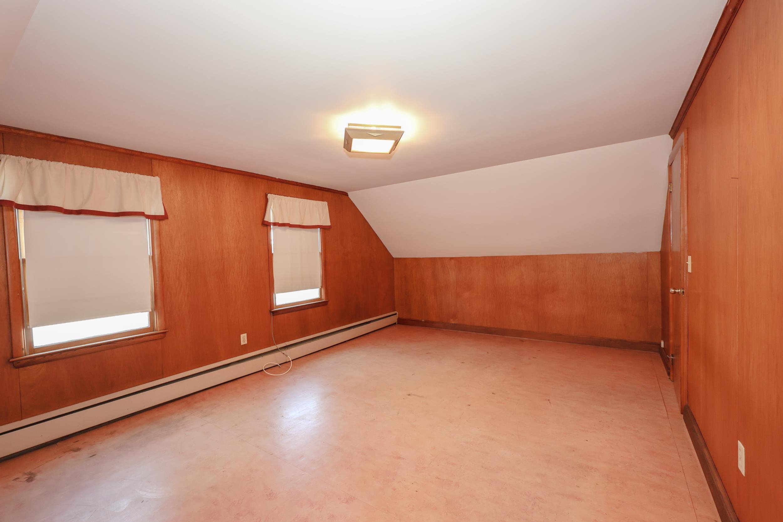 58 Alsace Street Manchester, NH 03102 - Photo 27 of 44